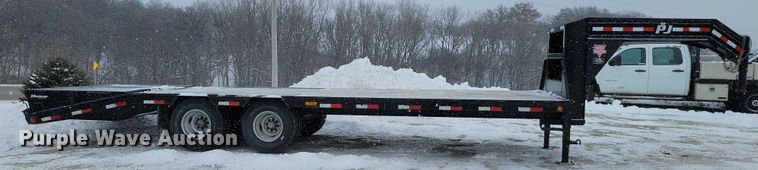 image for item EA2778 2020 PJ LD252 equipment trailer