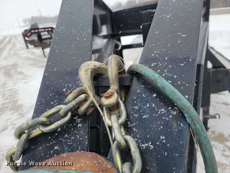 image for item EA2778 2020 PJ LD252 equipment trailer