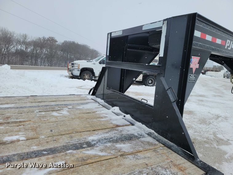 image for item EA2778 2020 PJ LD252 equipment trailer