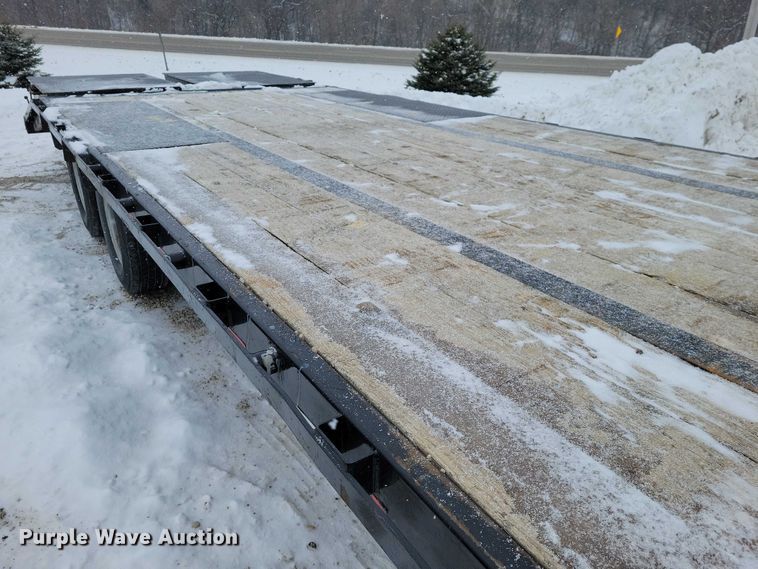 image for item EA2778 2020 PJ LD252 equipment trailer