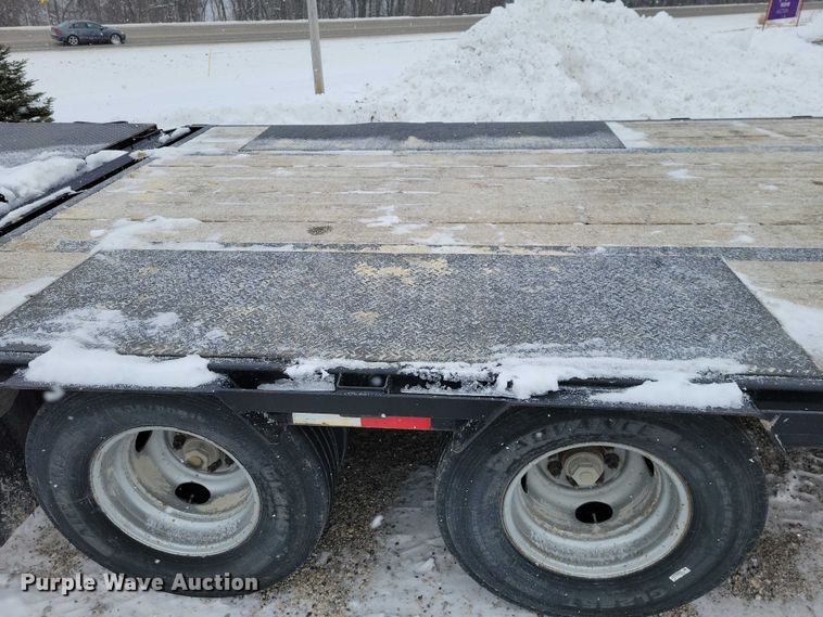 image for item EA2778 2020 PJ LD252 equipment trailer