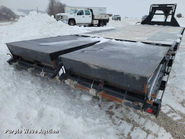 image for item EA2778 2020 PJ LD252 equipment trailer