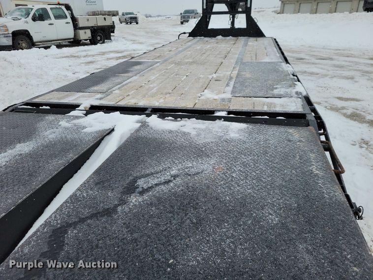 image for item EA2778 2020 PJ LD252 equipment trailer