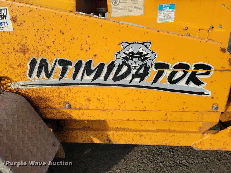 image for item EA2784 2005 Bandit Intimidator 1290H wood chipper