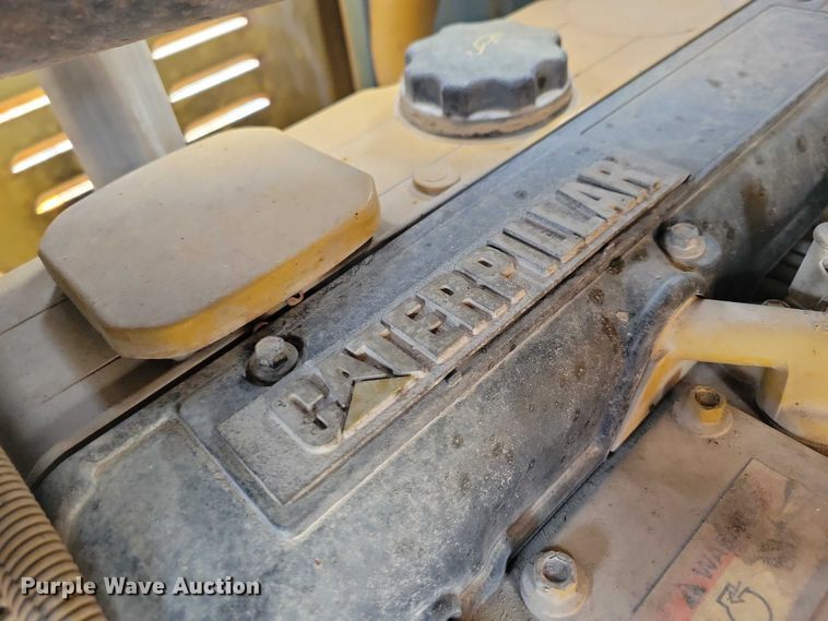 image for item EA2784 2005 Bandit Intimidator 1290H wood chipper