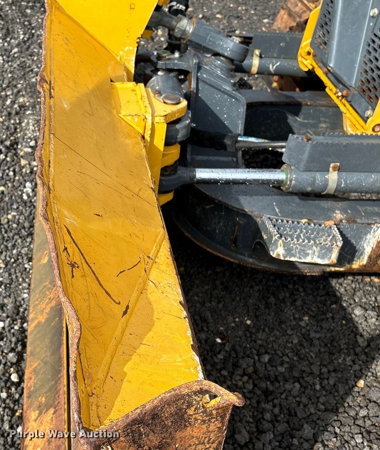 image for item EA7120 2019 John Deere 450K LGP dozer