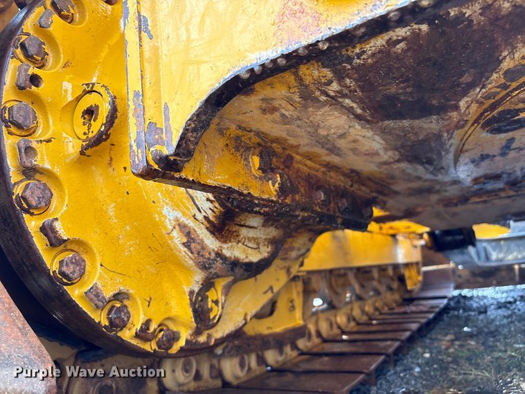 image for item EA7120 2019 John Deere 450K LGP dozer