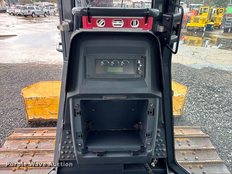 image for item EA7120 2019 John Deere 450K LGP dozer