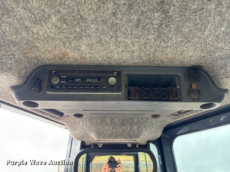 image for item EA7120 2019 John Deere 450K LGP dozer