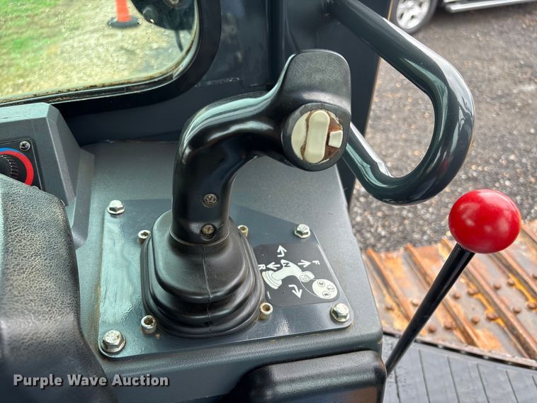 image for item EA7120 2019 John Deere 450K LGP dozer