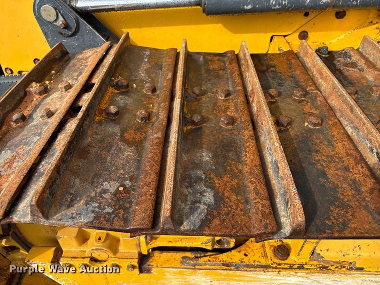 image for item EA7120 2019 John Deere 450K LGP dozer