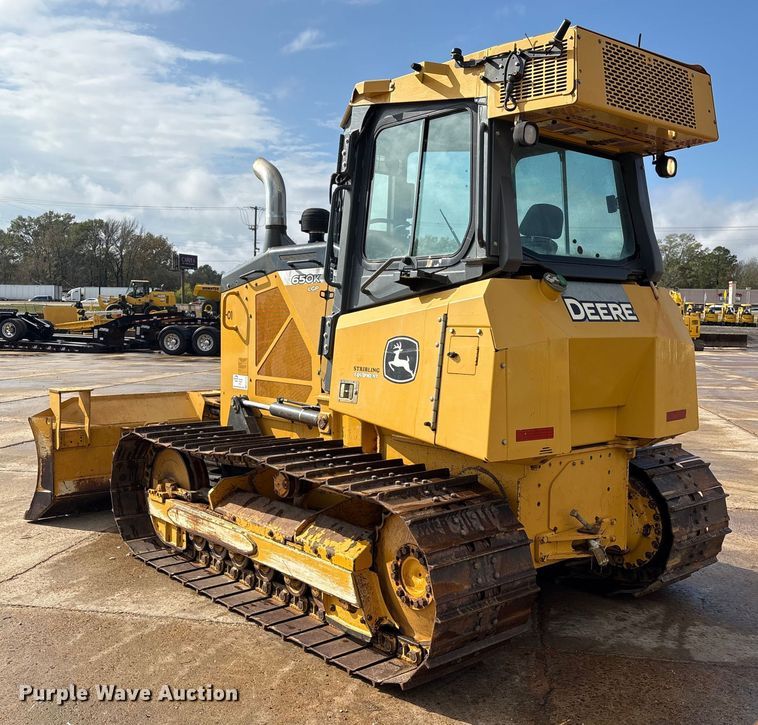 image for item EA7121 2015 John Deere 650K LGP dozer