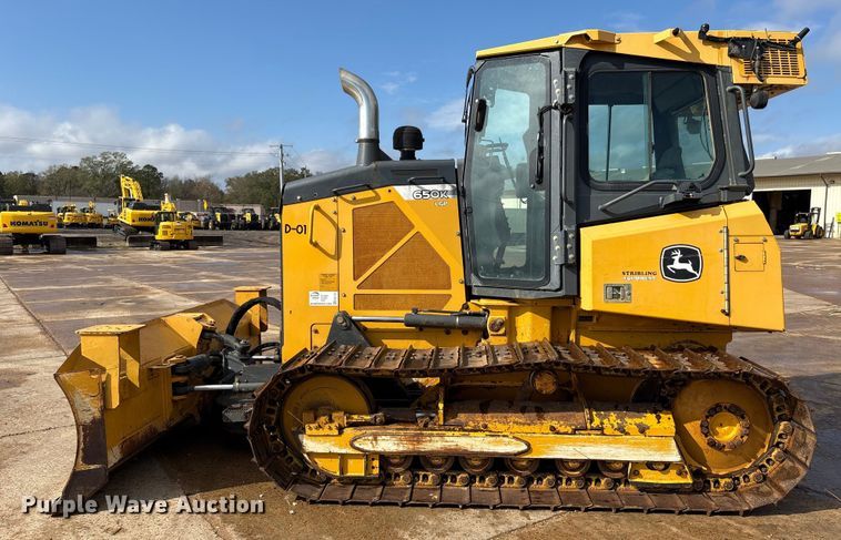 image for item EA7121 2015 John Deere 650K LGP dozer