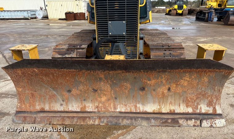 image for item EA7121 2015 John Deere 650K LGP dozer