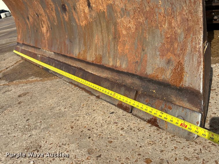 image for item EA7121 2015 John Deere 650K LGP dozer