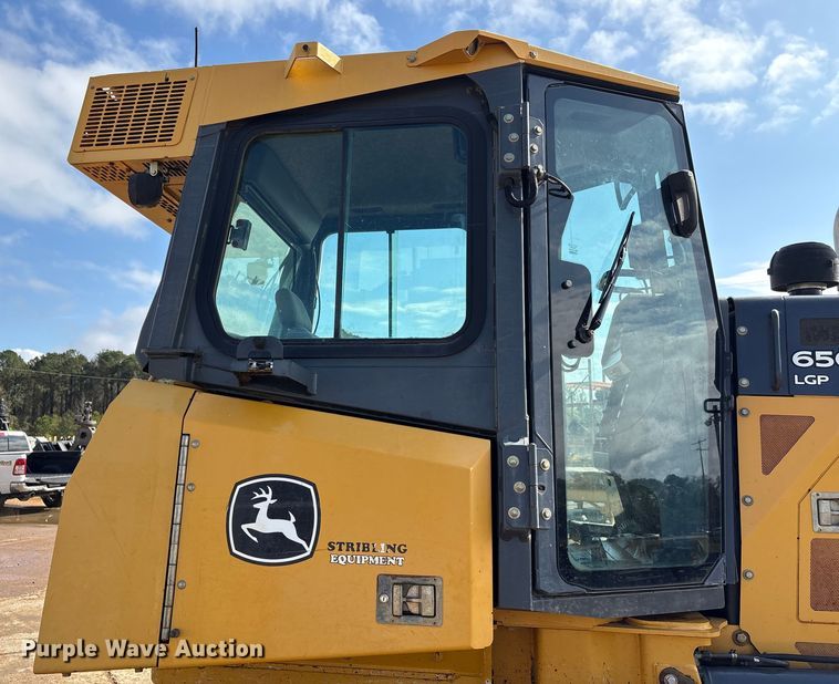image for item EA7121 2015 John Deere 650K LGP dozer