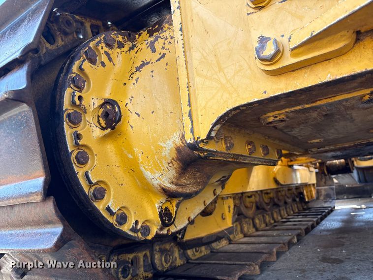 image for item EA7121 2015 John Deere 650K LGP dozer