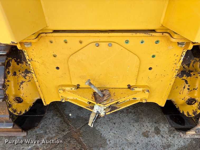 image for item EA7121 2015 John Deere 650K LGP dozer