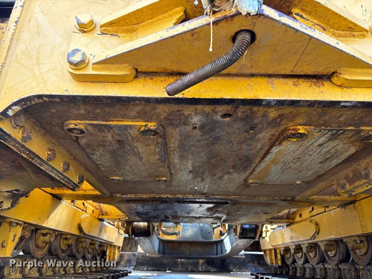 image for item EA7121 2015 John Deere 650K LGP dozer