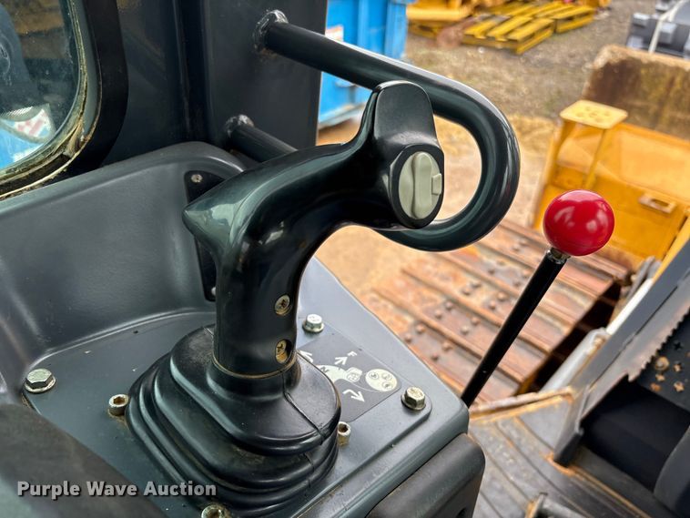 image for item EA7121 2015 John Deere 650K LGP dozer