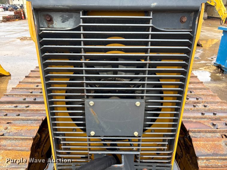 image for item EA7121 2015 John Deere 650K LGP dozer