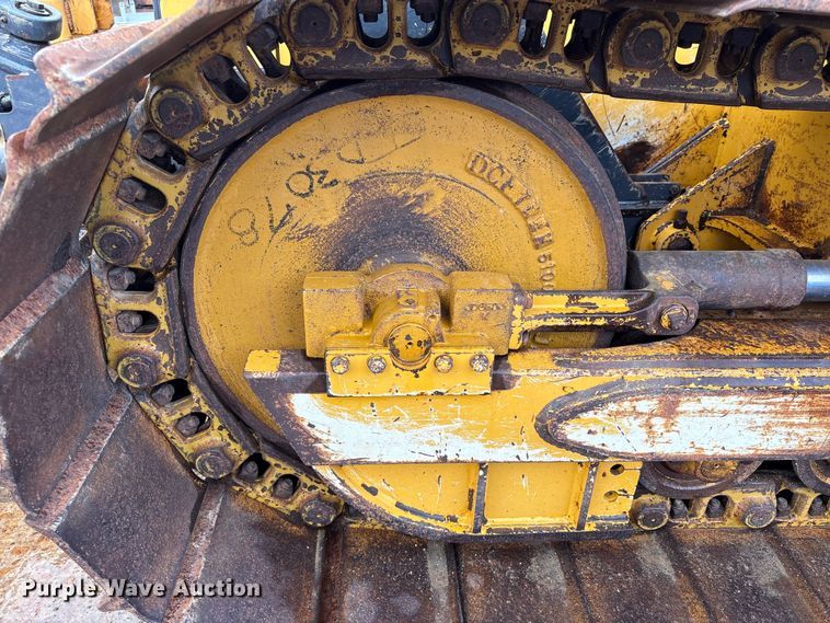 image for item EA7121 2015 John Deere 650K LGP dozer