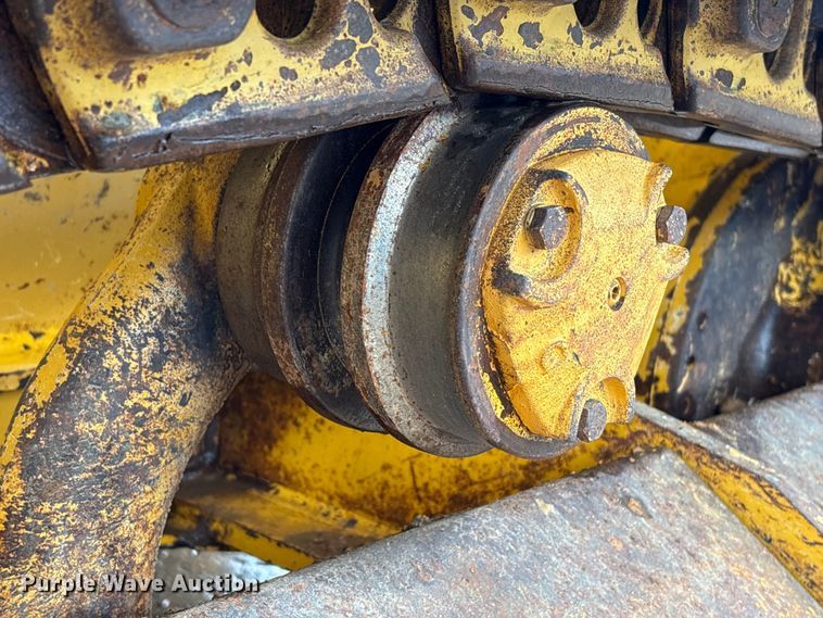 image for item EA7121 2015 John Deere 650K LGP dozer