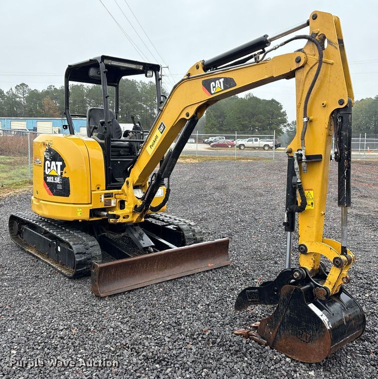 image for item EA7130 2018 Caterpillar 303.5E2 CR mini excavator