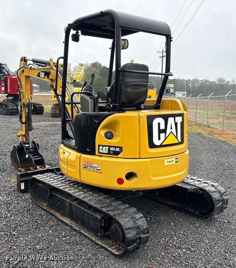 image for item EA7130 2018 Caterpillar 303.5E2 CR mini excavator