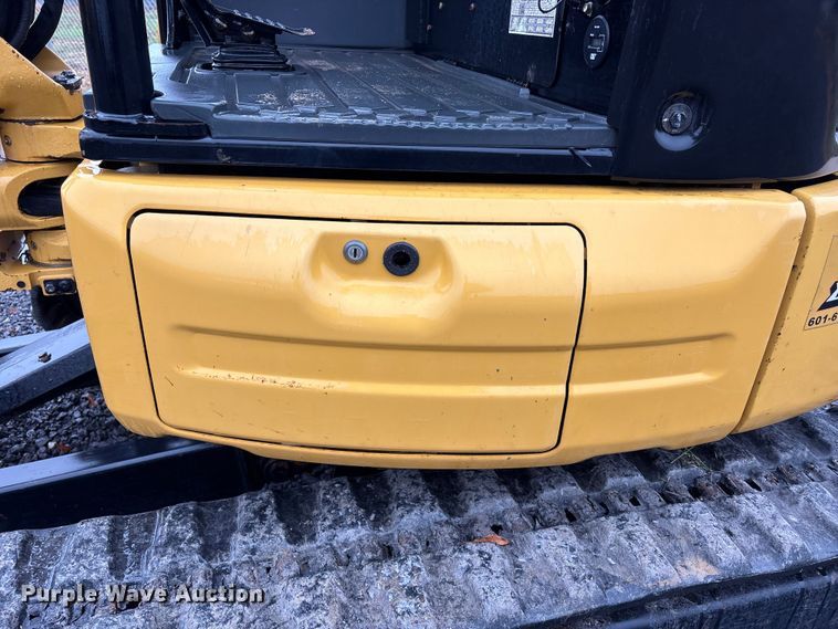image for item EA7130 2018 Caterpillar 303.5E2 CR mini excavator