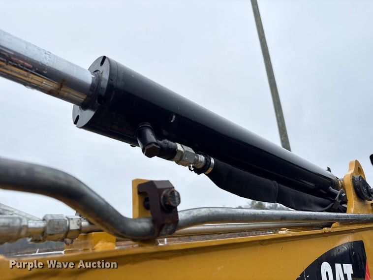 image for item EA7130 2018 Caterpillar 303.5E2 CR mini excavator