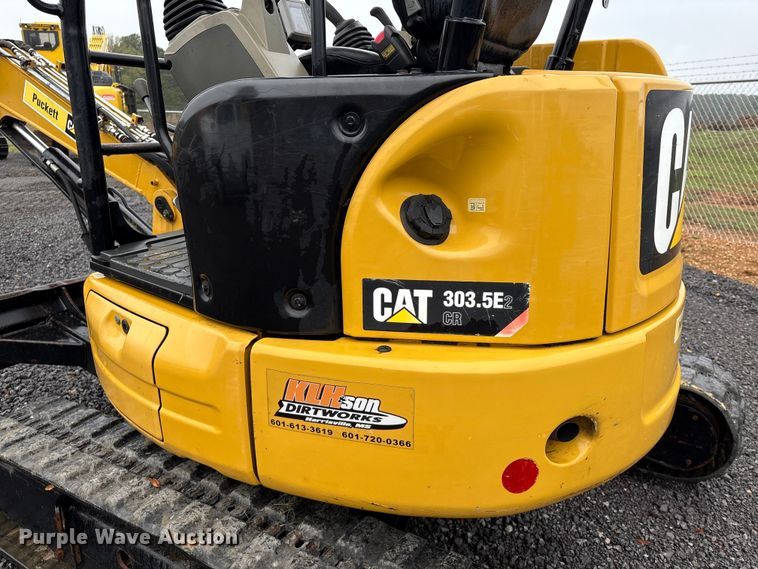 image for item EA7130 2018 Caterpillar 303.5E2 CR mini excavator