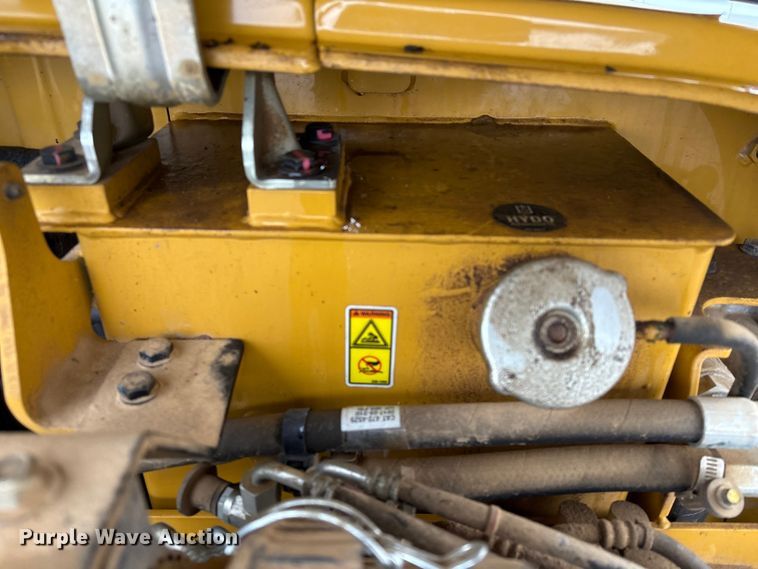 image for item EA7130 2018 Caterpillar 303.5E2 CR mini excavator