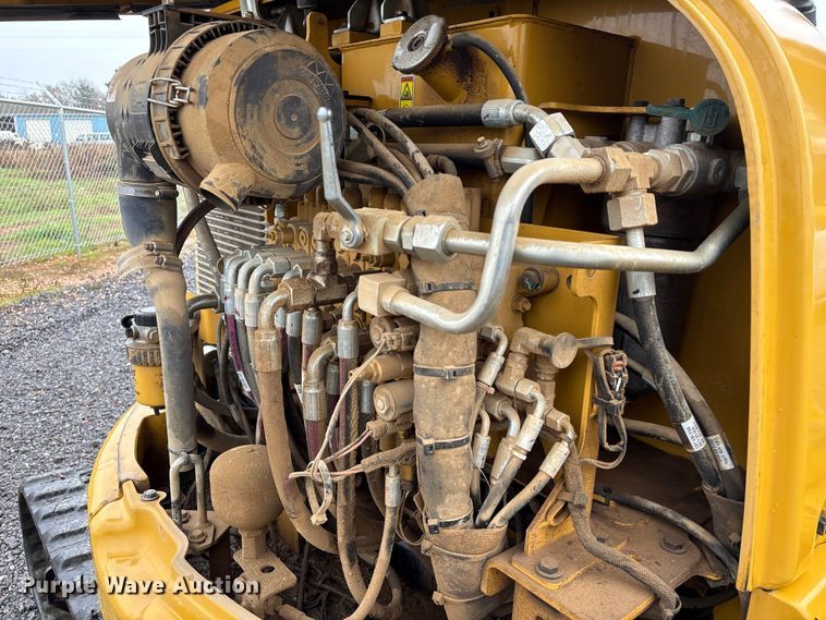 image for item EA7130 2018 Caterpillar 303.5E2 CR mini excavator