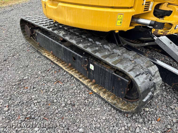 image for item EA7130 2018 Caterpillar 303.5E2 CR mini excavator