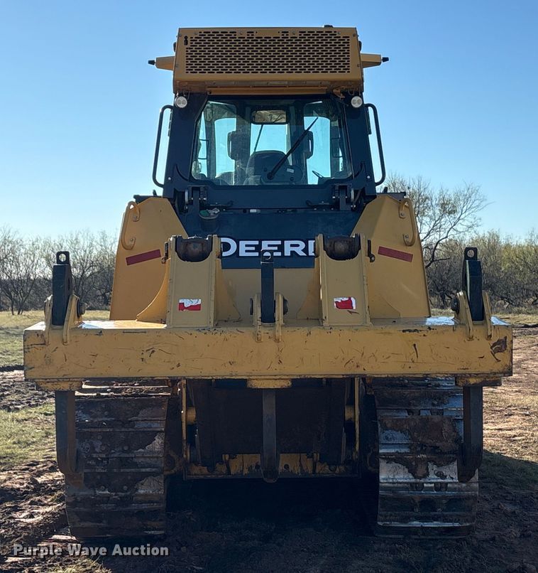 image for item EA7800 2019 John Deere 850K dozer