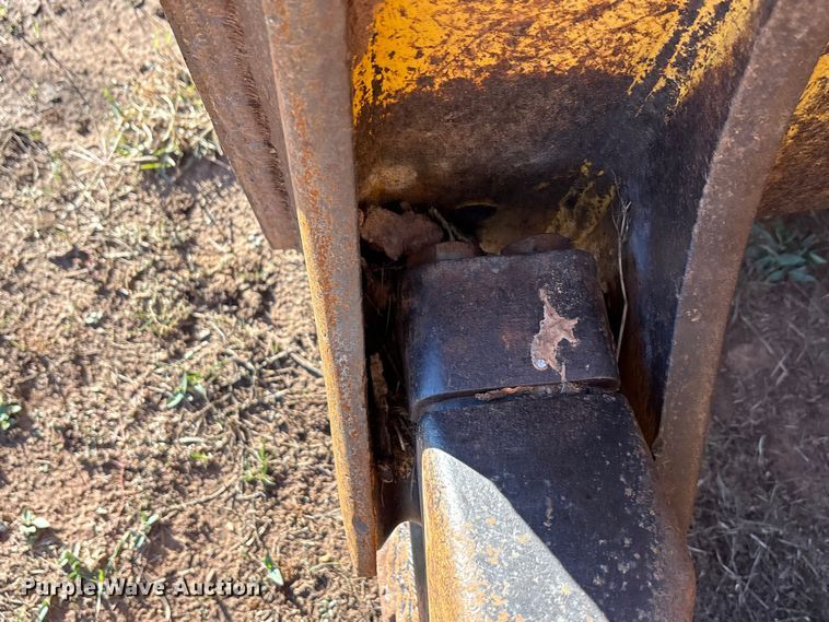 image for item EA7800 2019 John Deere 850K dozer