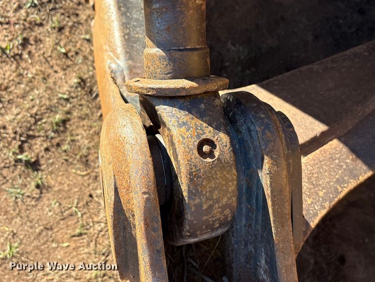 image for item EA7800 2019 John Deere 850K dozer