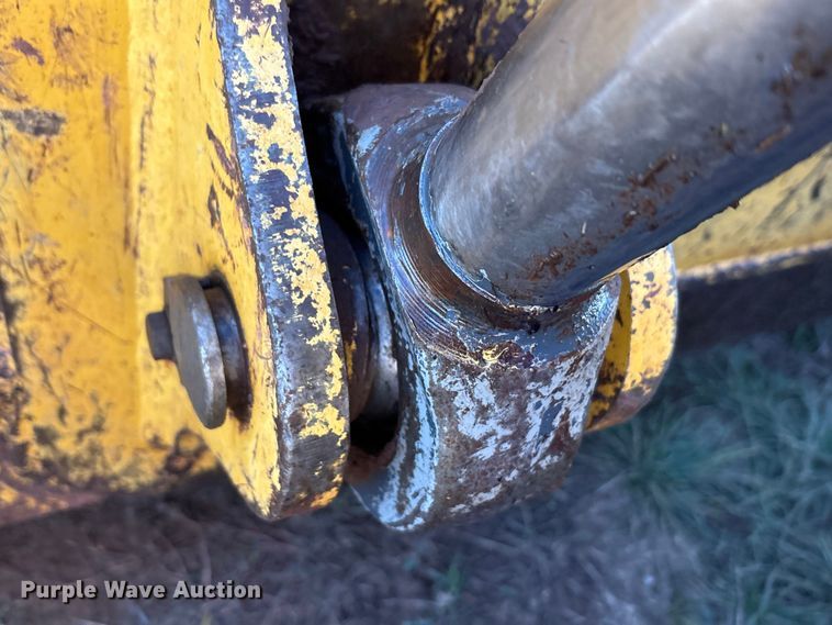 image for item EA7800 2019 John Deere 850K dozer