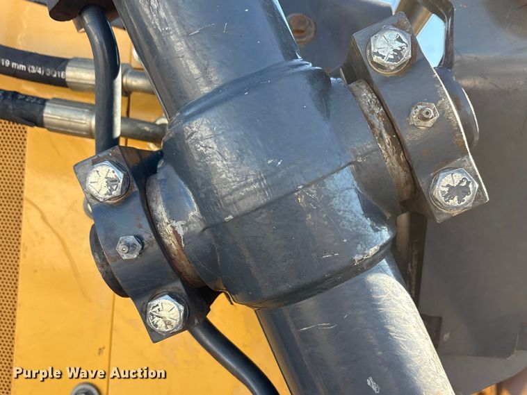 image for item EA7800 2019 John Deere 850K dozer