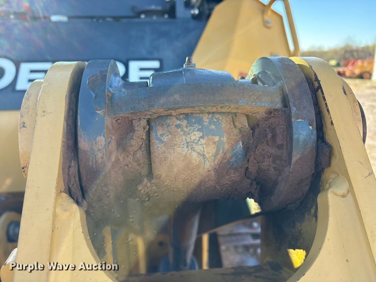image for item EA7800 2019 John Deere 850K dozer