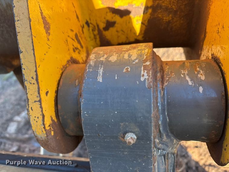 image for item EA7800 2019 John Deere 850K dozer