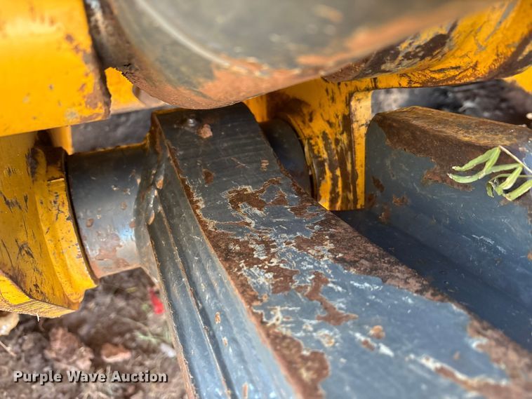 image for item EA7800 2019 John Deere 850K dozer