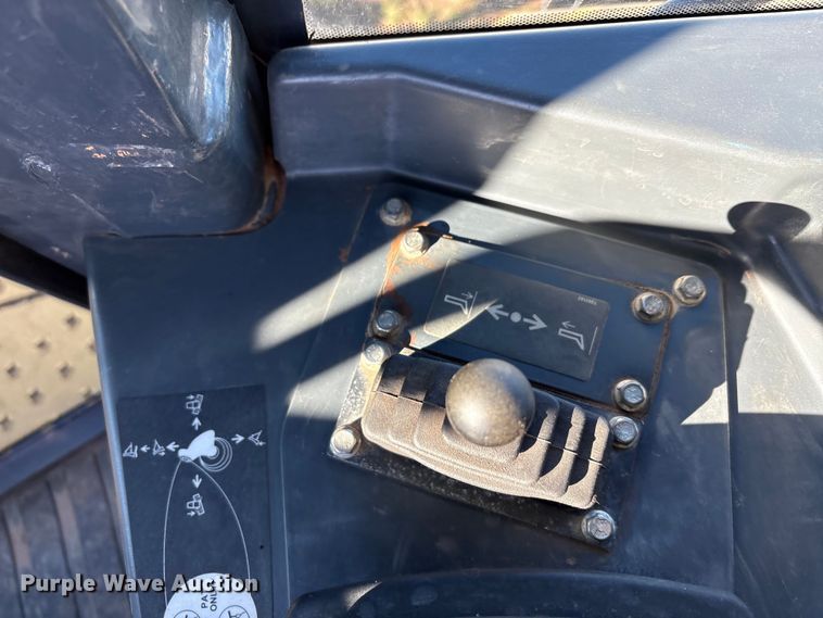 image for item EA7800 2019 John Deere 850K dozer