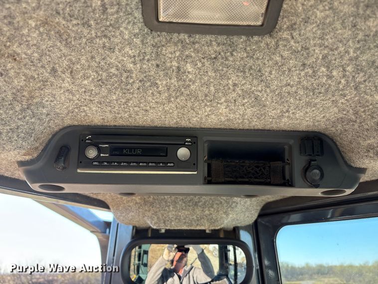 image for item EA7800 2019 John Deere 850K dozer