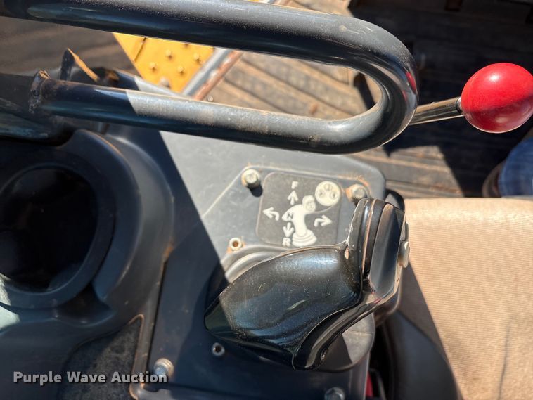 image for item EA7800 2019 John Deere 850K dozer