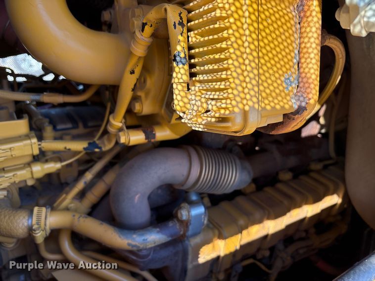 image for item EA7800 2019 John Deere 850K dozer