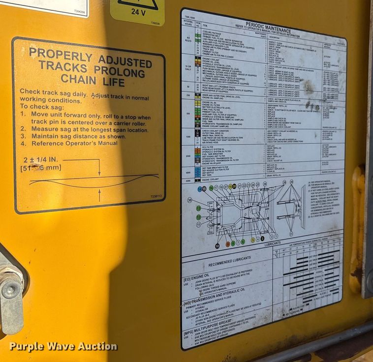 image for item EA7800 2019 John Deere 850K dozer