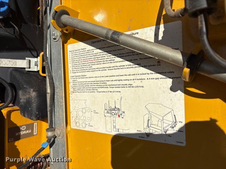 image for item EA7800 2019 John Deere 850K dozer