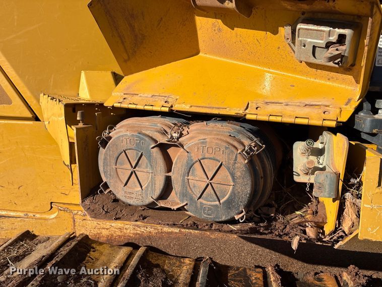 image for item EA7800 2019 John Deere 850K dozer